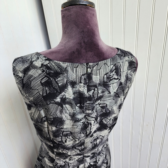 Banana Republic Silk Wool Pleated Sheath Dress Black Gray Floral Womens Size 8 - Picture 14 of 15